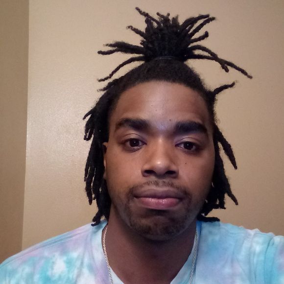 Meet your Posher, Derrick - Picture 1 of 1